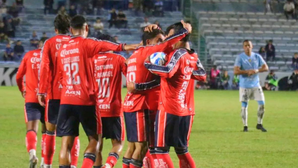 Irapuato puede quedar fuera de la Liga de Expansión MX. Archivo.