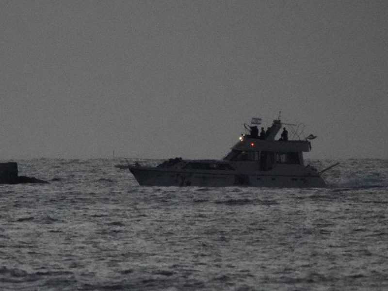Israel deporta activistas de la flotilla de ayuda a Gaza tras indignación internacional