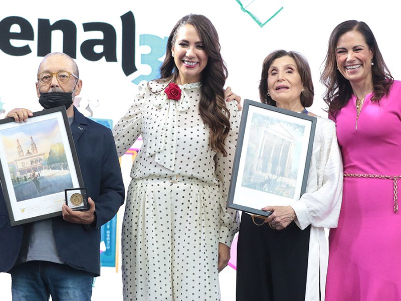 Gala literaria en León: Ángeles Mastretta y Héctor Gómez Vargas brillan en arranque de Fenal 37