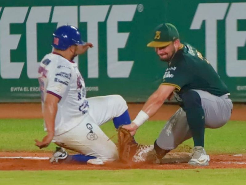 Bravos cae 11-3 ante Olmecas en Villahermosa pero mantiene el liderato del Sur