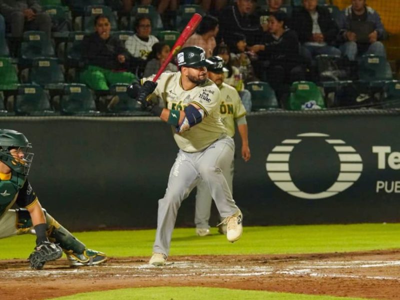 Pericos vence 12-2 a Bravos y empata la cima de la Zona Sur