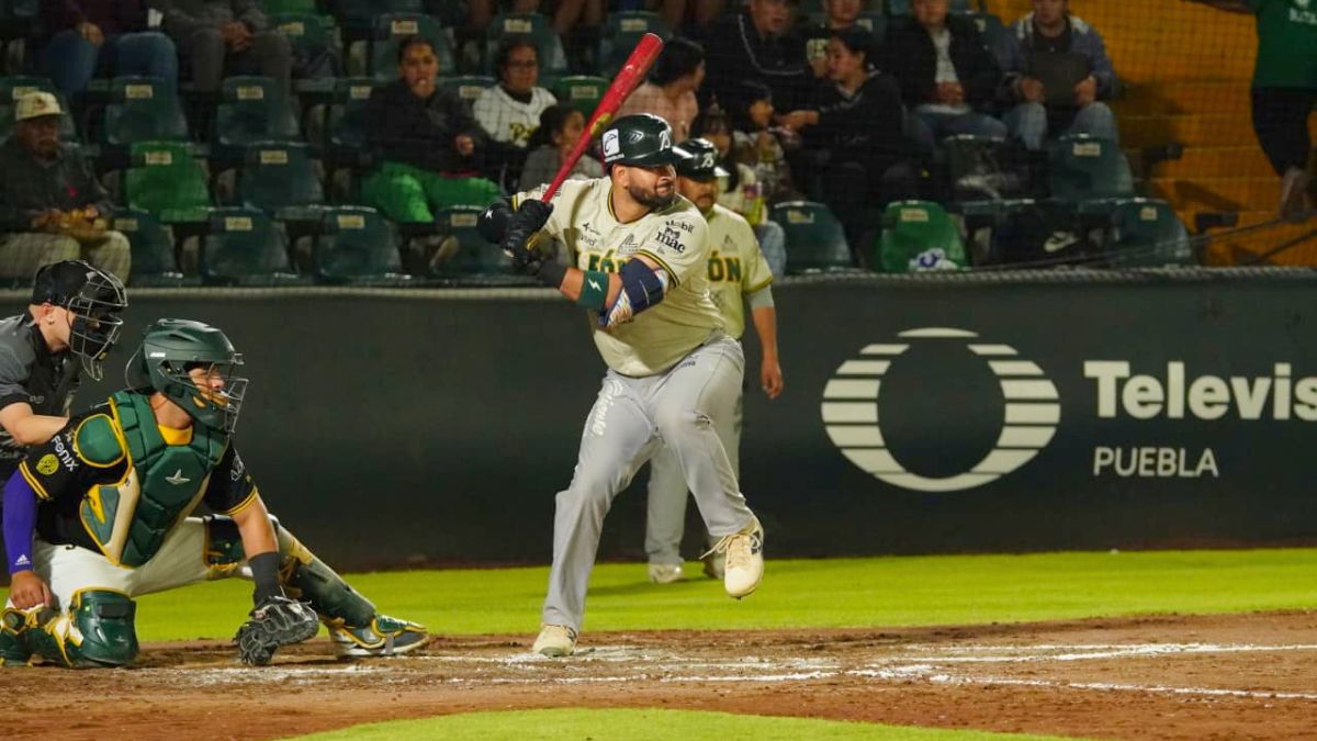 Los Bravos de León perdieron el primero de la serie en Puebla. Bravos.