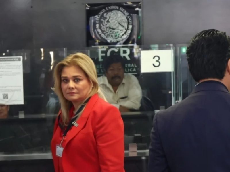 Acude Maru Campos a la FGR en CDMX para declarar por caso CIA en Chihuahua