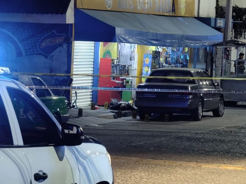 Mientras jugaban en máquina tragamonedas, dos hombres son asesinados a balazos en León