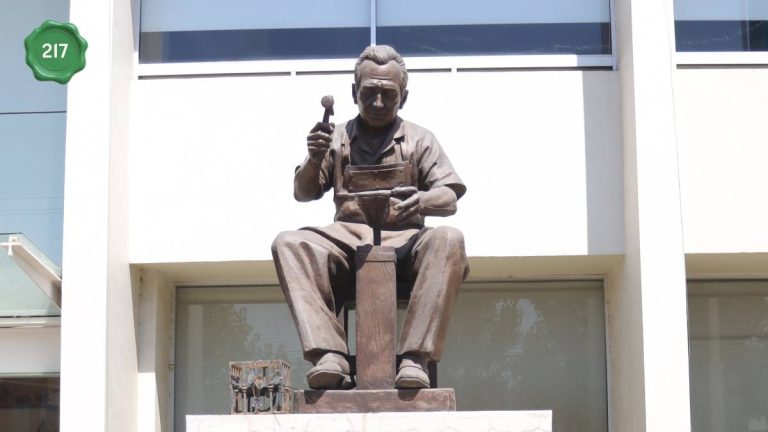 Monumento al zapatero