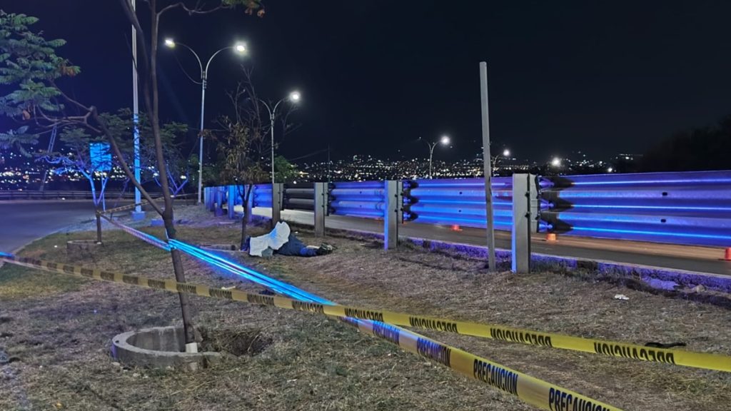 Motociclista murió en libramiento Morelos