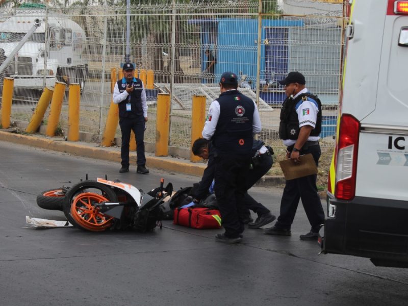 Muere motociclista a máxima velocidad: Se impacta contra estructura en el Morelos