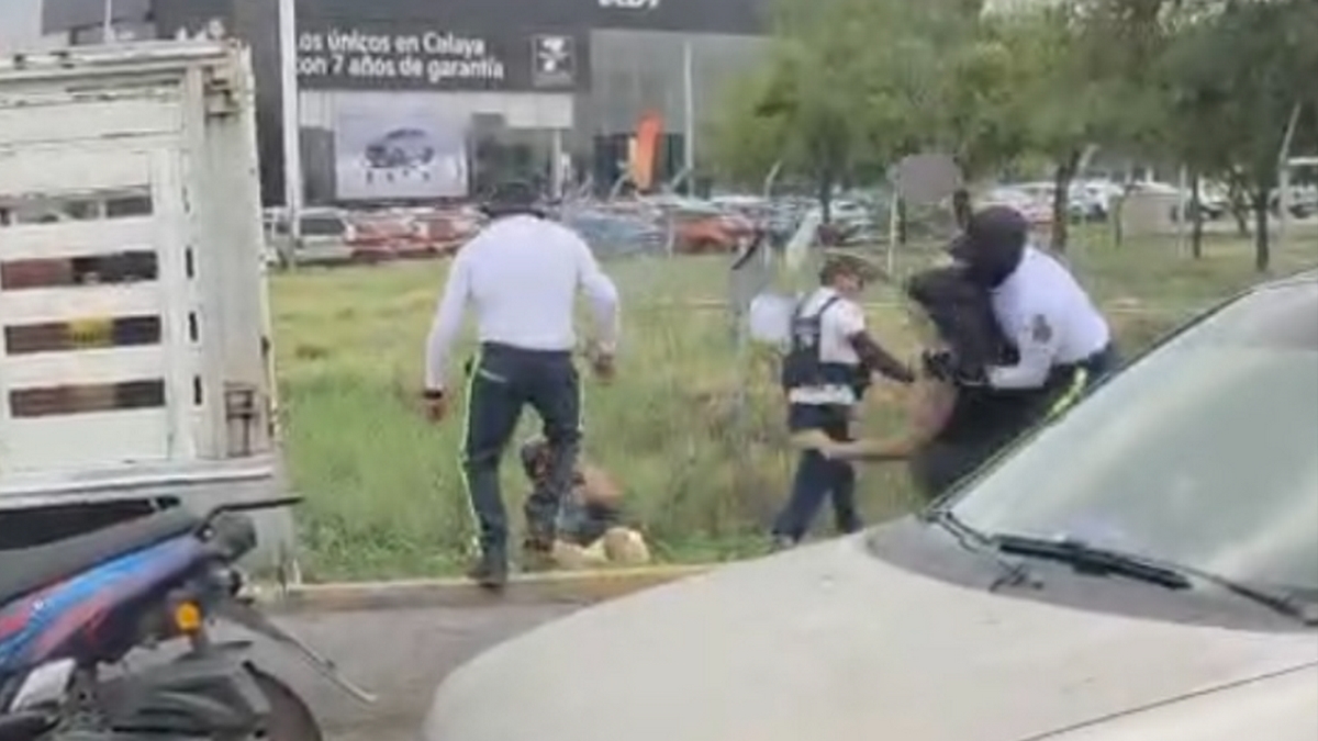 Multan tránsitos en Celaya