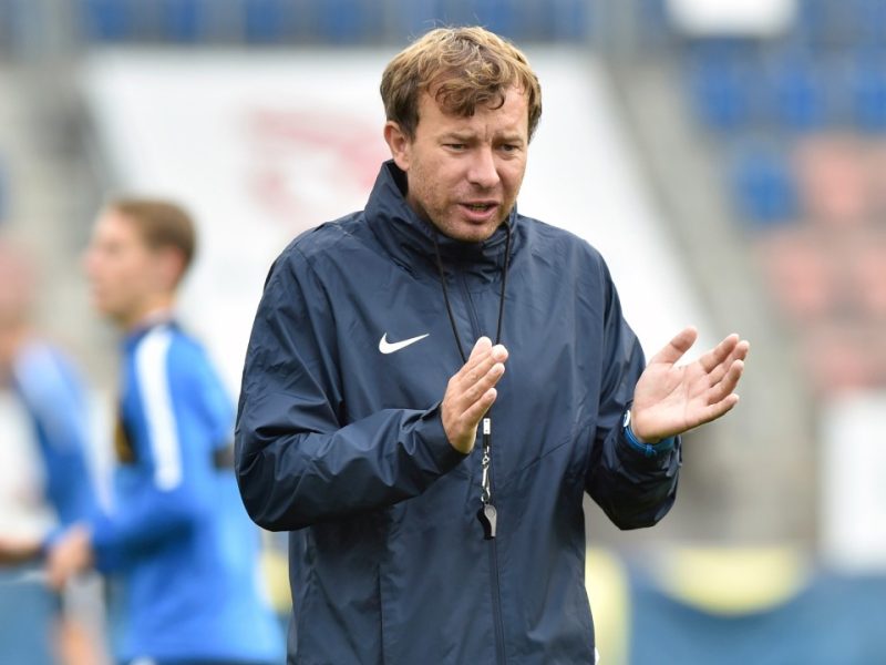 UEFA veta a Petr Vlachovsky de por vida, tras filmar a jugadoras en los vestidores y regaderas