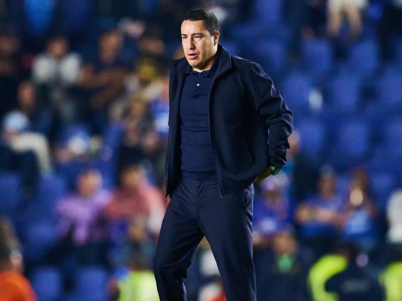 Efraín Juárez señala que Cruz Azul ha sido “beneficiado” por el arbitraje; Joel Huiqui pide no “ensuciar la final”