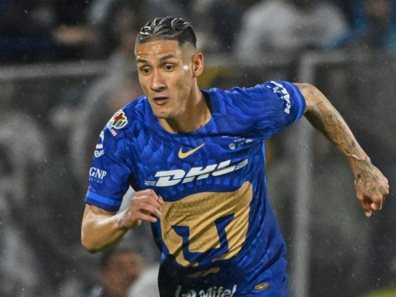 Antuna se disculpa tras expulsión; Presidente de Pumas acepta deuda por no lograr título