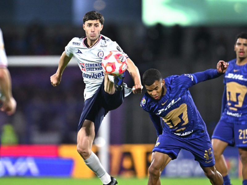 Ante Cruz Azul, Pumas lidera ‘Clásico de la Obsesión’ en liguillas de torneos cortos