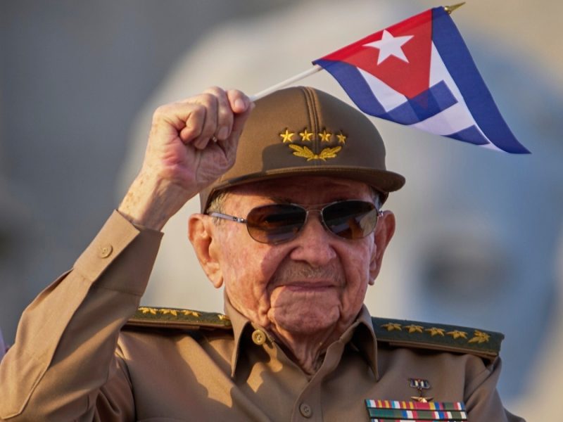 Imputa EU al expresidente cubano Raúl Castro por asesinato y conspiración