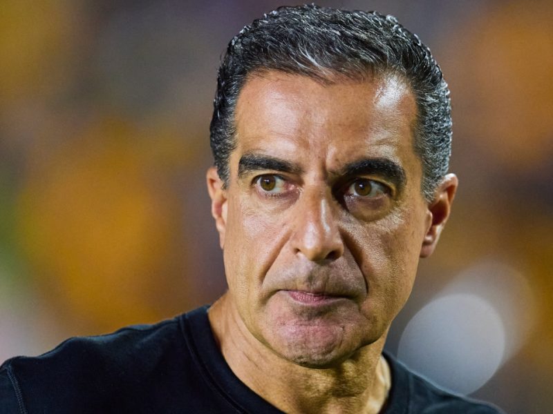 ¡Vuelve a México! Renato Paiva será el técnico de Santos