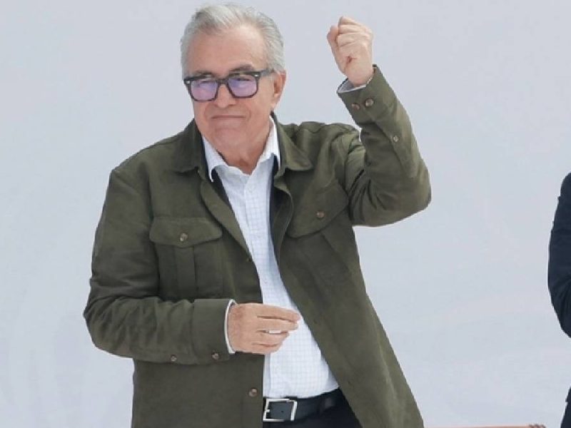 Descartan complicaciones de salud en Rubén Rocha Moya y aseguran está en su casa