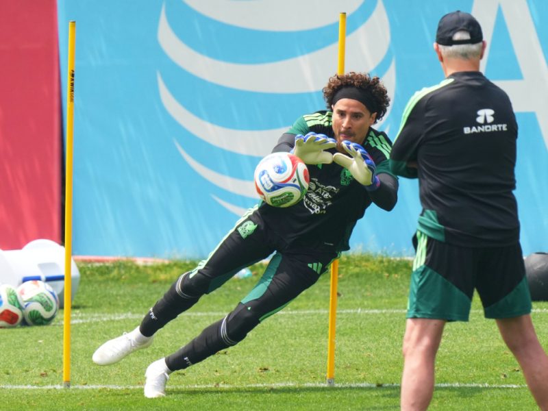 Guillermo Ochoa, rumbo al Mundial 2026… ¿como titular ante Sudáfrica?