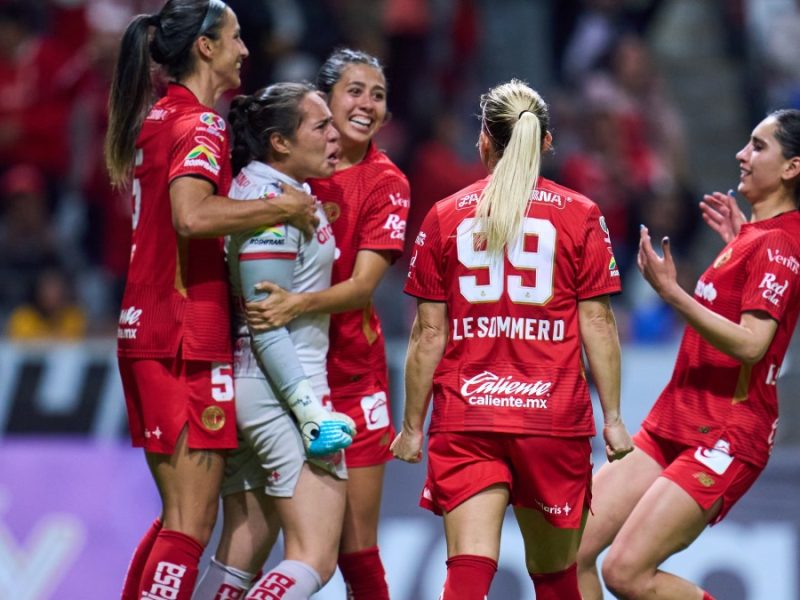 Portera Valeria Martínez ataja penal a Jennifer Hermoso en el triunfo de Toluca Femenil ante Tigres