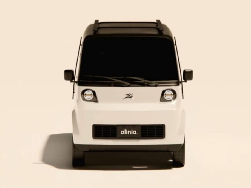 Presentan Olinia, el primer auto eléctrico mexicano
