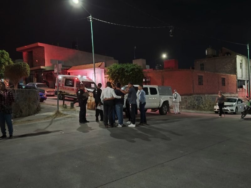 Intentan Luz y Paz escapar del fuego pero fallecen en el patio de su casa en Villas de Country