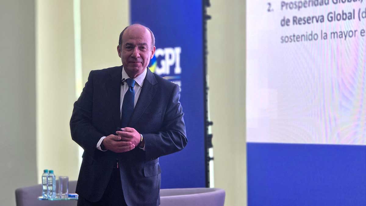 Felipe Calderón Puerto Interior
