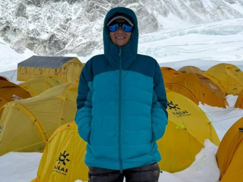 Laura González completa aclimatación y se alista para atacar la cumbre del Everest