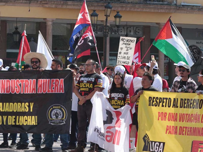 Marchan sindicatos independientes en Guanajuato por salarios dignos