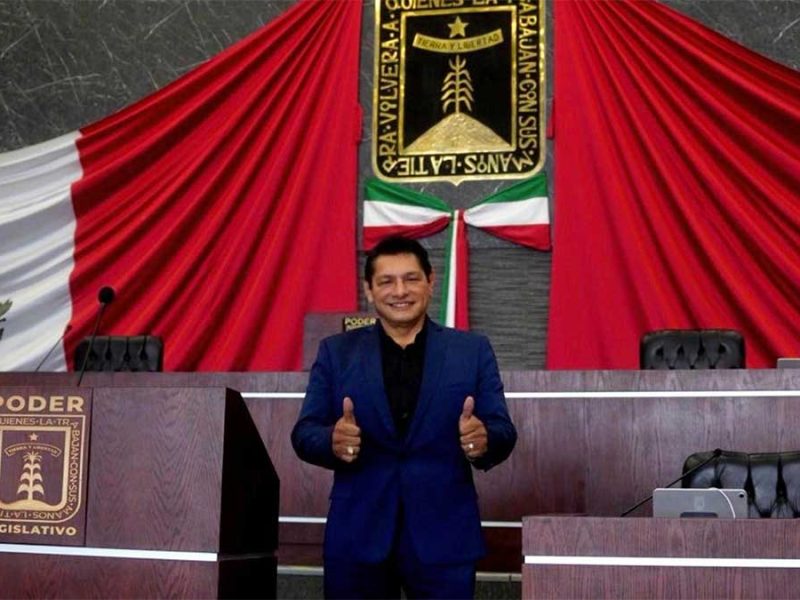 Jesús Corona Damián: Detienen a alcalde de Cuautla por delincuencia organizada y extorsión