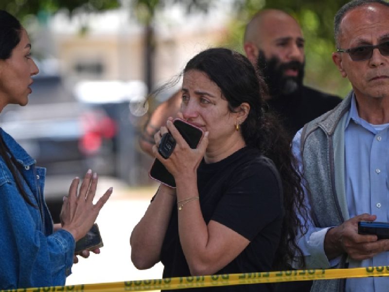 Tiroteo en mezquita de San Diego deja tres hombres fallecidos; los dos  atacantes también están muertos