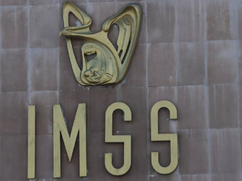 Caen patrones registrados ante el IMSS en Guanajuato: hilan 28 meses en caída