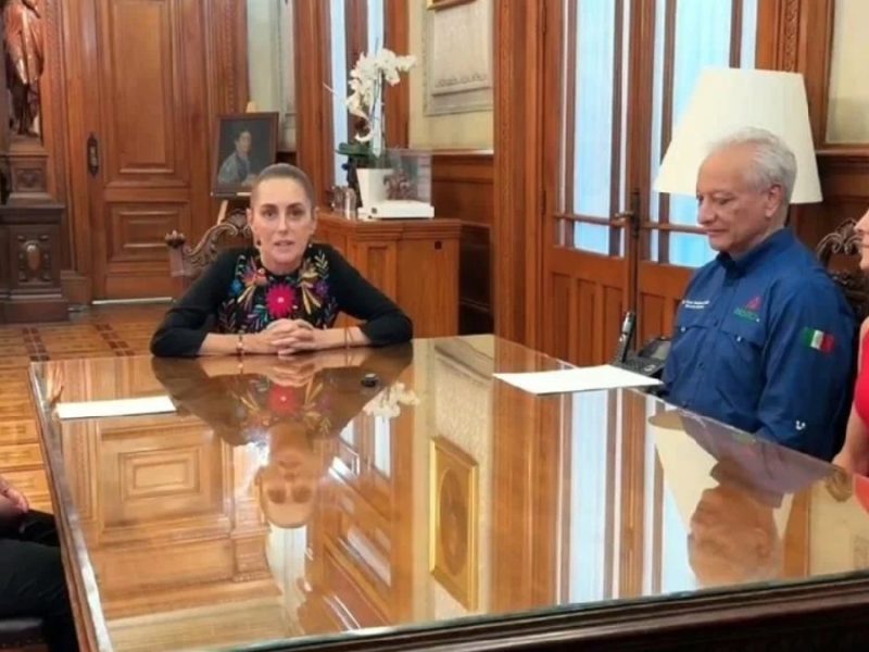 Renuncia Rodríguez a Pemex; lo releva Juan Carlos Carpio, quien promete consolidar la soberanía energética del País