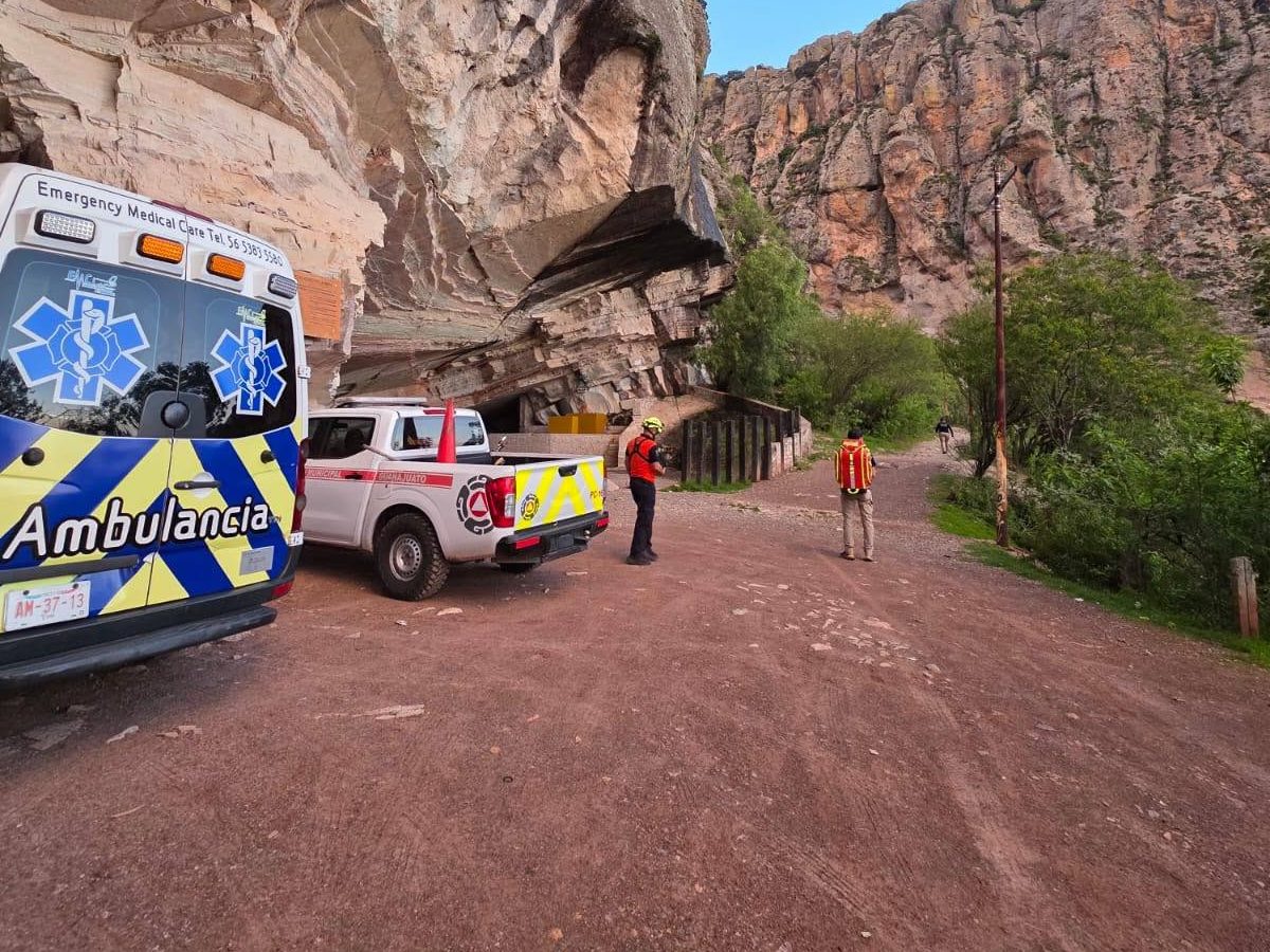 Accidente en La Bufa: Mujer cae tres metros en zona de La Cueva; se fractura una pierna, en Guanajuato capital