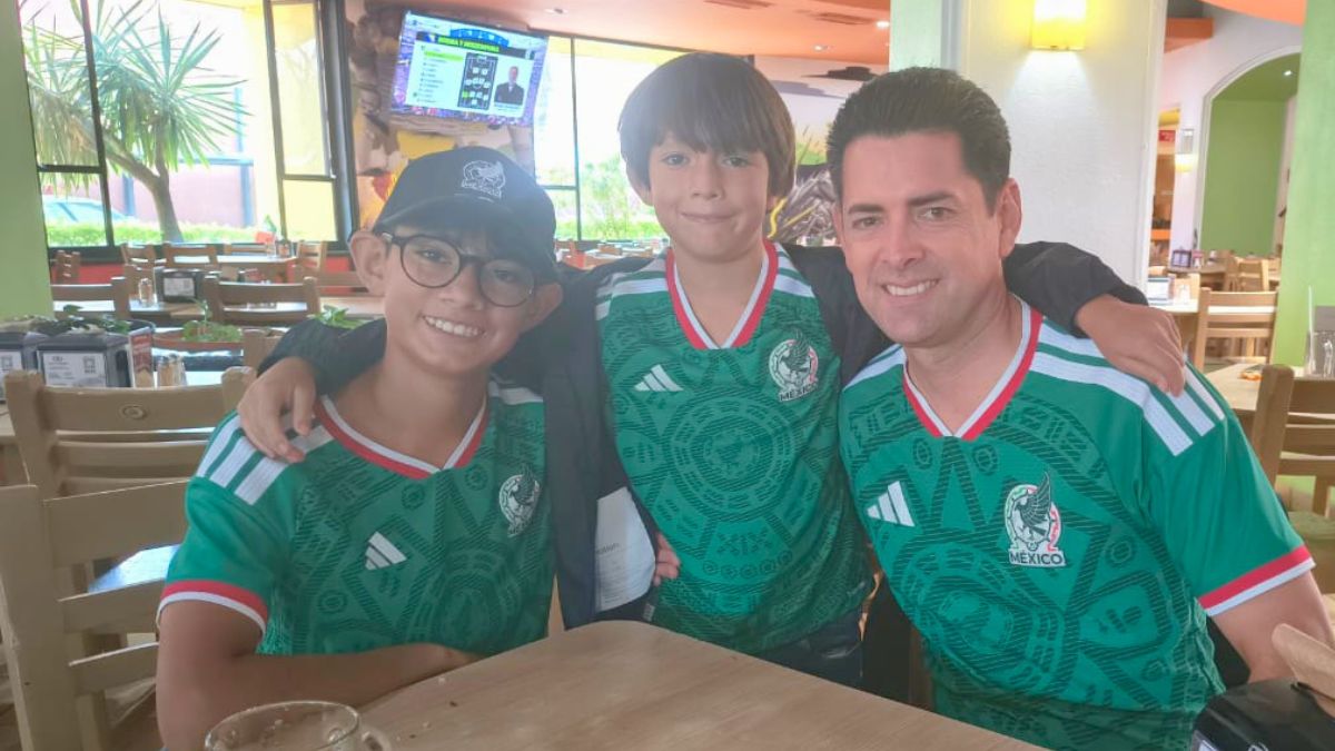 Aficionados apoyan a la Selección Mexicana en Guadalajara para su juego Vs Corea del Sur. Ituriel Pérez.