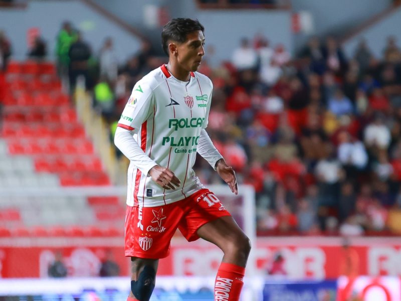 Exclusivo: Necaxa, con negociaciones avanzadas para vender a Agustín Almendra a Cerro Porteño