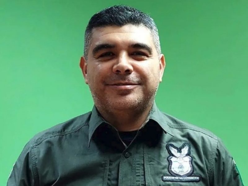 Mando policiaco coacusado con Rubén Rocha por EU impugna congelamiento de cuentas bancarias