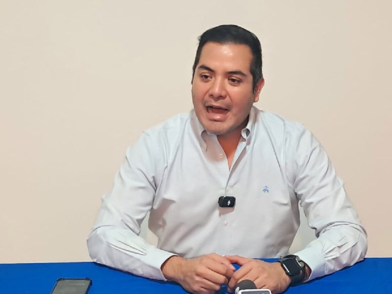 Anselmo Conejo formaliza aspiración a la alcaldía de Salamanca por el PAN