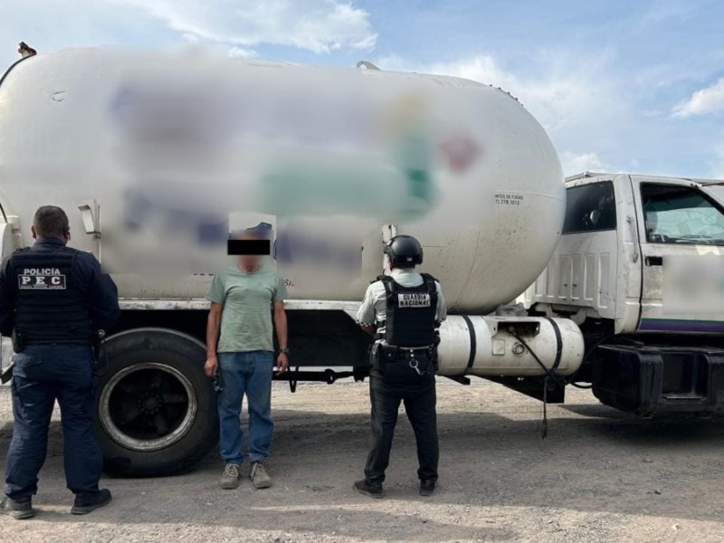 Arrestan a operador de pipa de gas LP en Villagrán por irregularidades en documentación