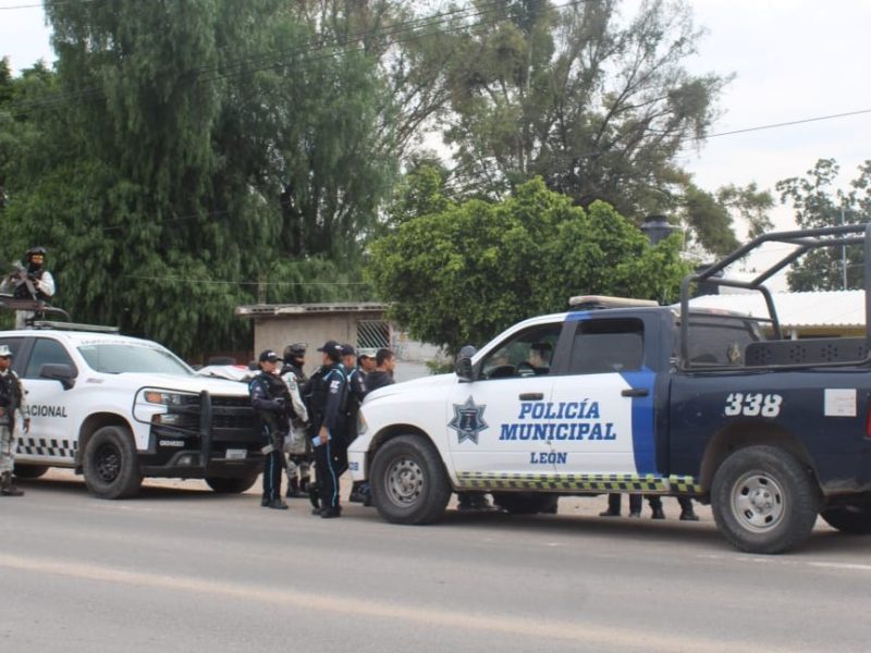 Hallan a hombre ejecutado a balazos en la carretera a Barretos en León