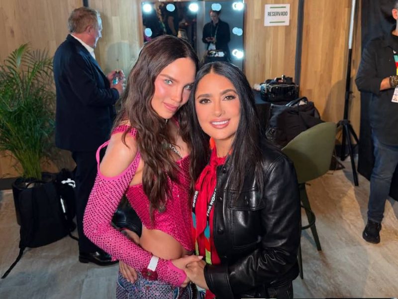 Belinda niega desaire de Salma Hayek y la describe como una mujer simpática y talentosa