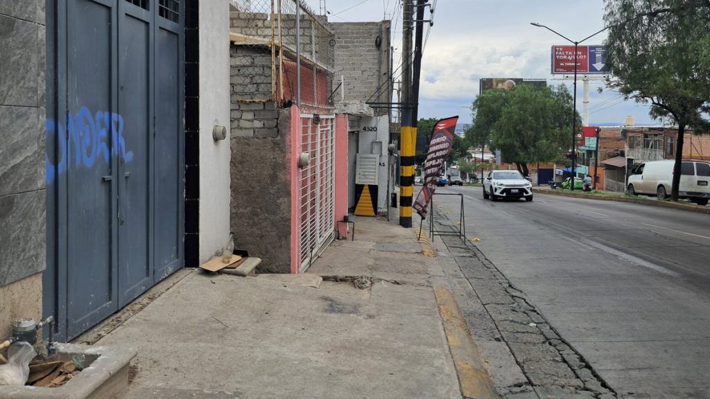 Bulevar Mariano Escobedo