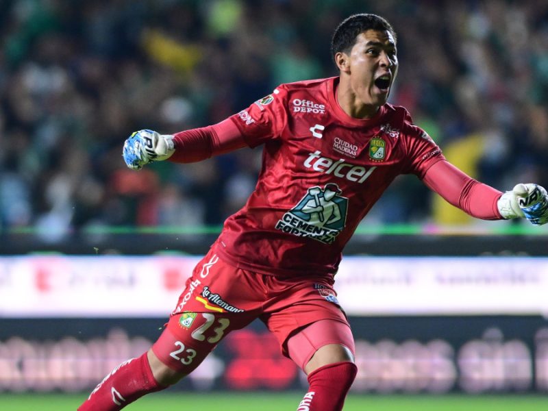 Club León tiene muy avanzada la renovación con Óscar ‘Gato’ García 