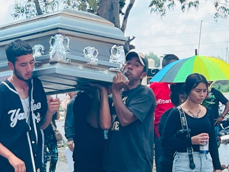 Despiden a la buscadora Patricia Negrete entre exigencias de justicia