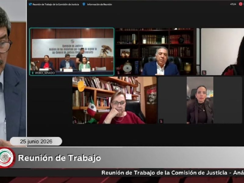 Enrique Inzunza reaparece en el Senado tras 57 días de ausencia