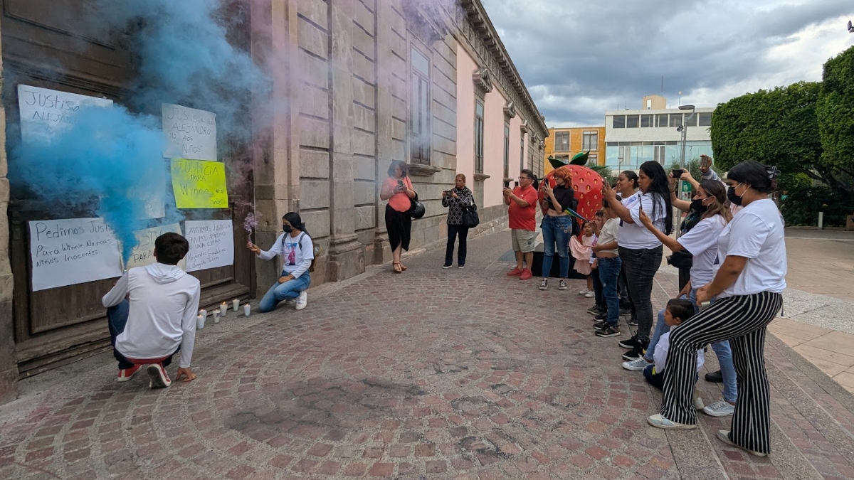 Exigen justifica por Alejandro