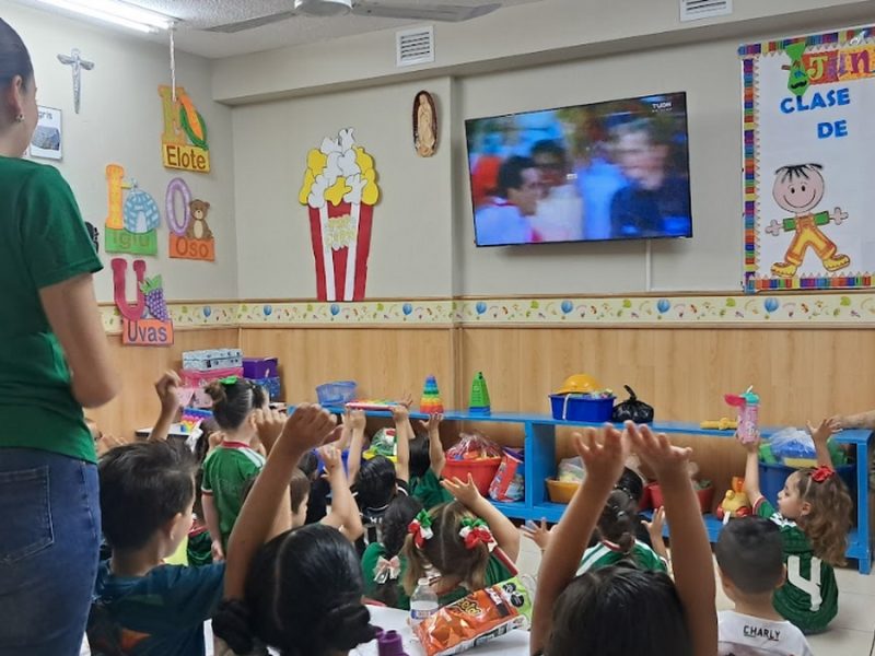 Vibran las aulas de León con los goles del Tri: se ponen la verde