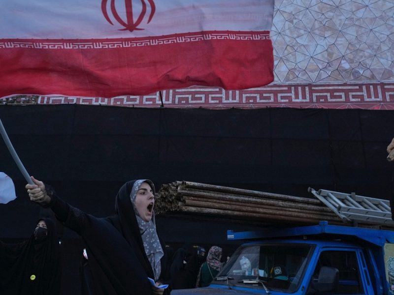 ¡Que fluya el petróleo!, dice Trump tras acordar fin de la guerra con Irán y reabrir estrecho de Ormuz