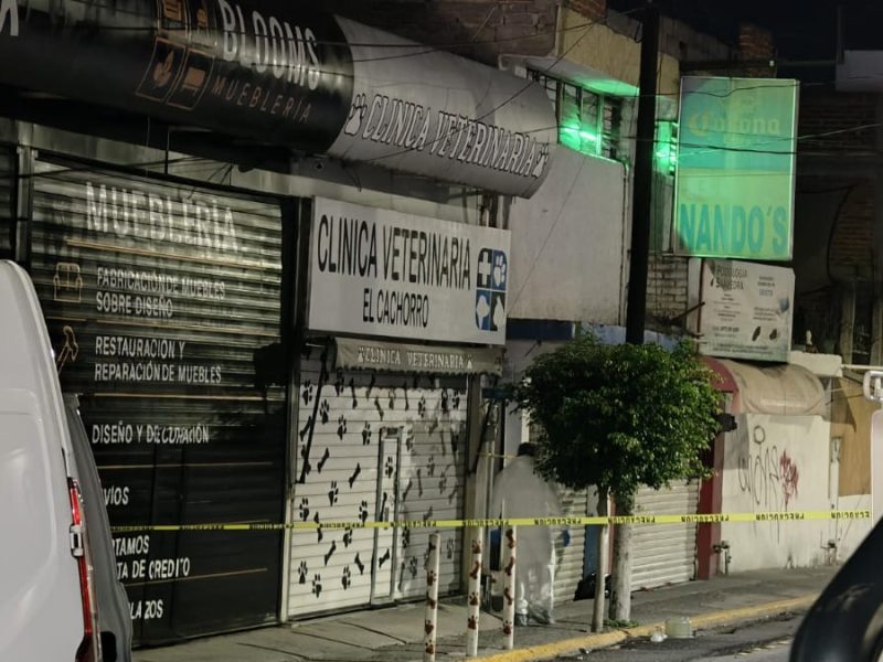 Atacan bar Nando’s en León; matan a la dueña y a una empleada