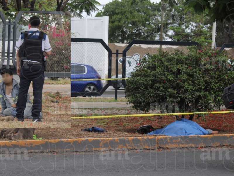 “Estaba consciente, platicó y todo normal”: Muere motociclista accidentado en León en espera de ayuda