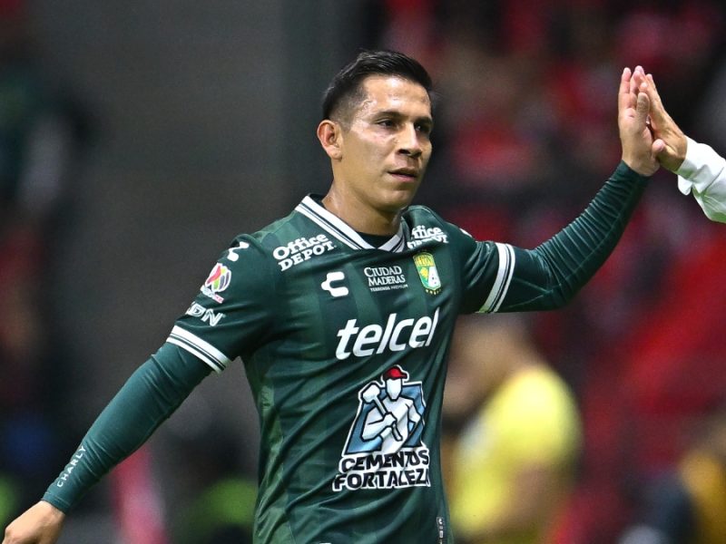 Iván ‘Jefecito’ Rodríguez renueva con Club León