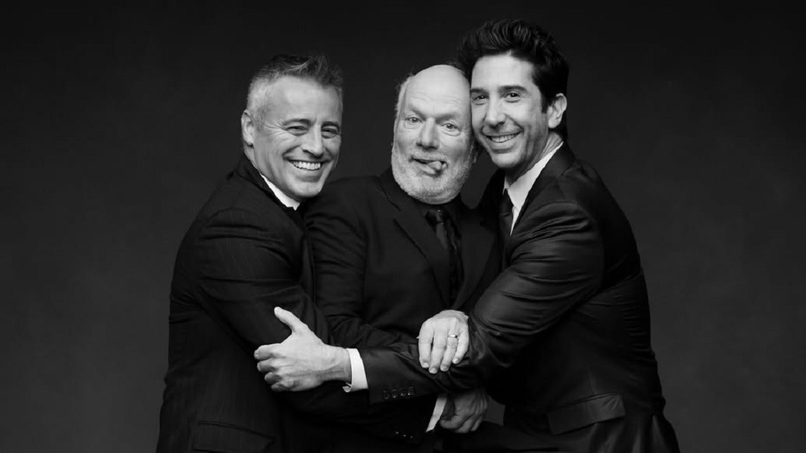 James Burrows director de Friends muere a los 85 años; elenco se despide