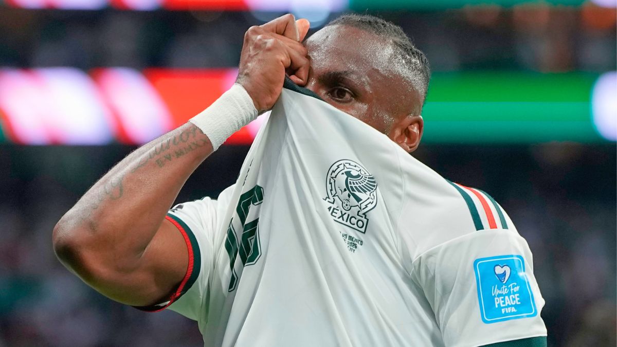 Julián Quiñones celebra en el Mundial 2026. AP.